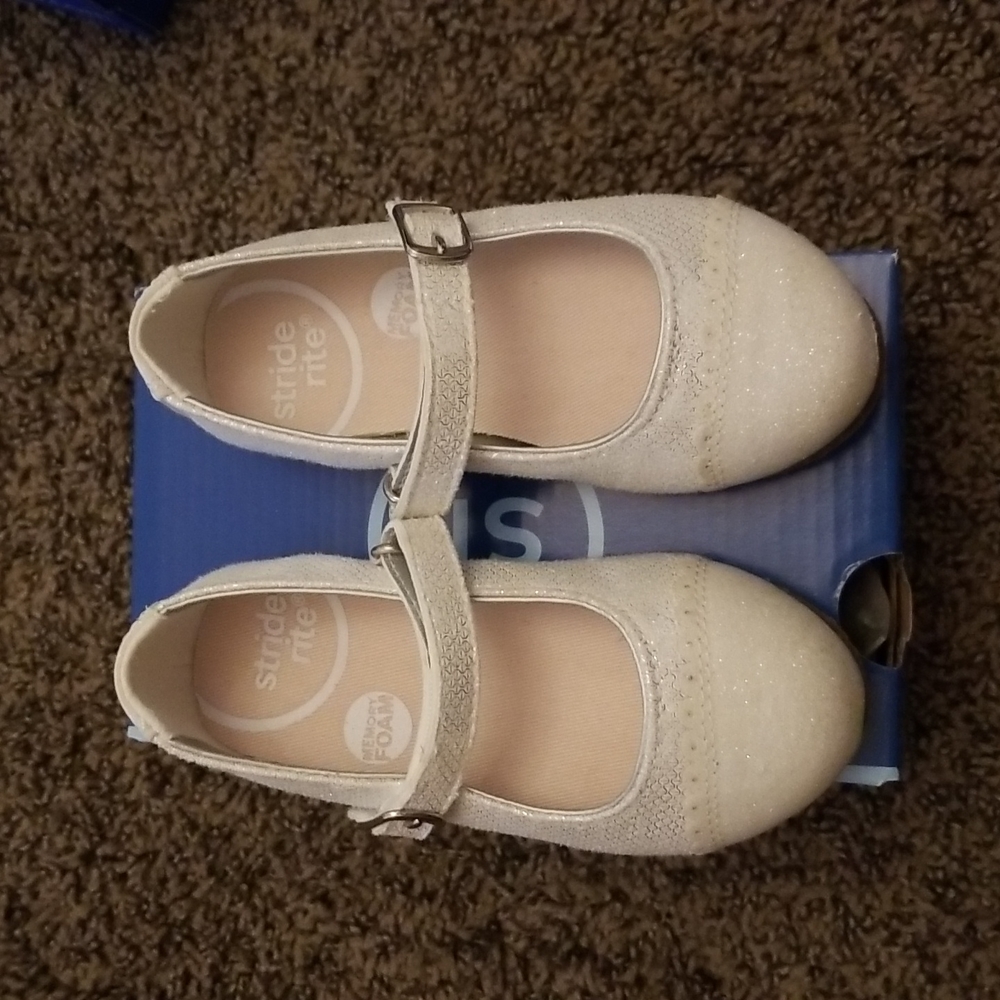 Stride Rite Valeria Mary Jane Dress Shoes